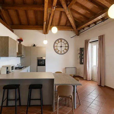 Holiday home Trishouse Trisobbio